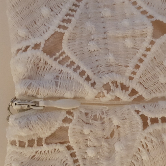 Absolutely Gorgeous Set Skirt and Crop Top - Picture 10 of 12